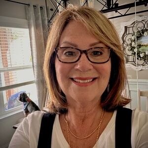 Meet your Posher, Carol